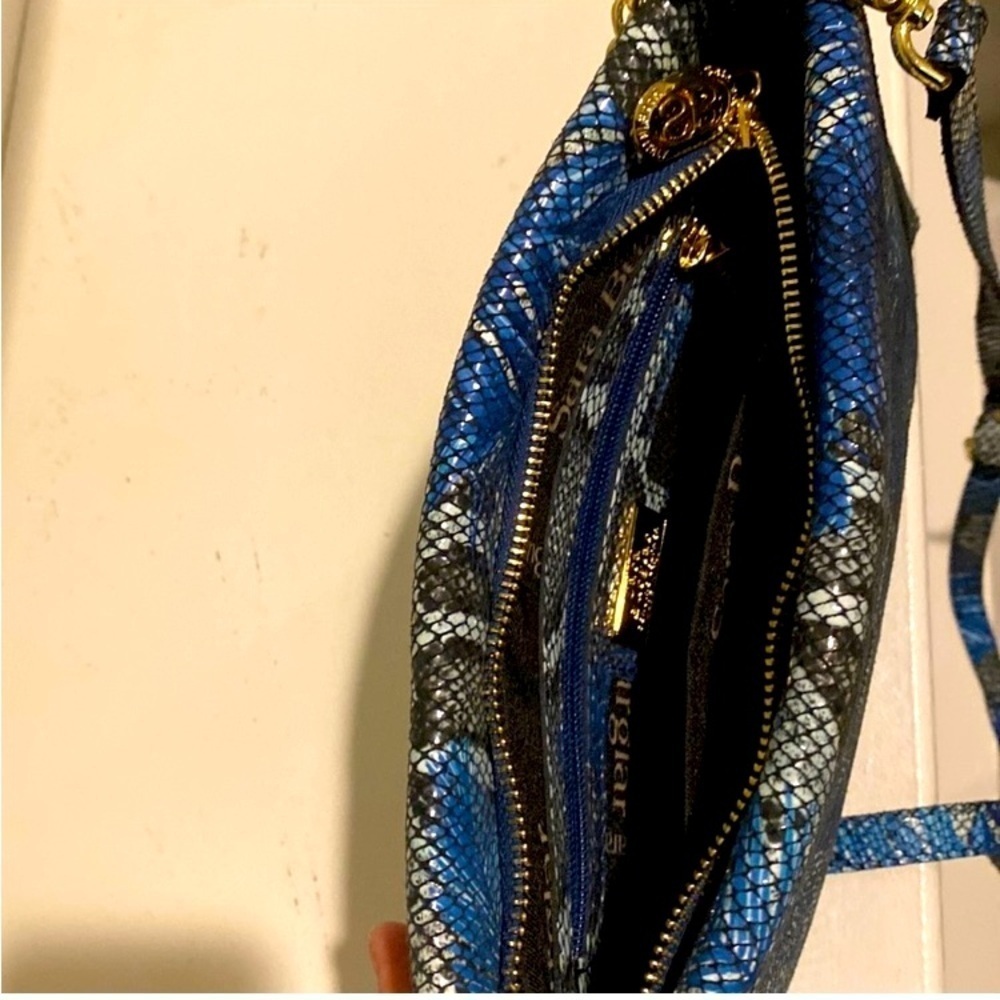 Sara Burglar Italian purse 
Genuine Leather Excellent Condition
Noemi Tropic - Picture 5 of 8